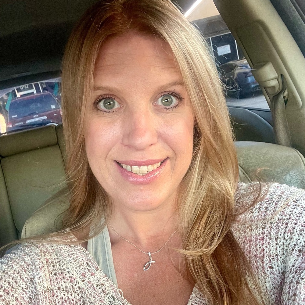 Meet your Posher, Melissa